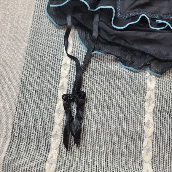 Y2K MORBID THREADS Bustier - Picture 3 of 10